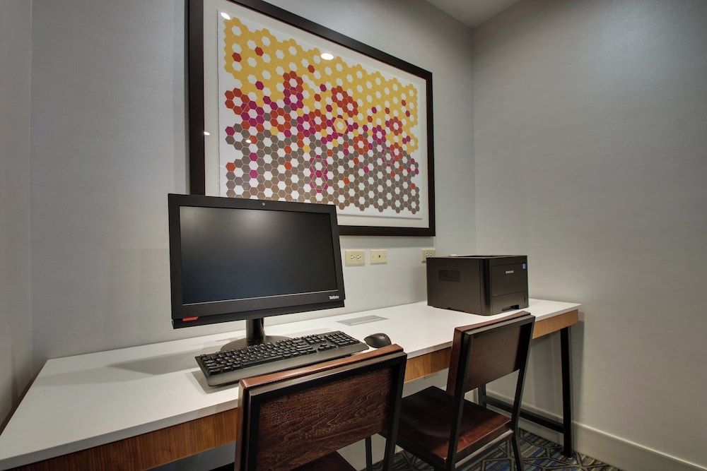 Holiday Inn Express & Suites MORRIS by IHG 1