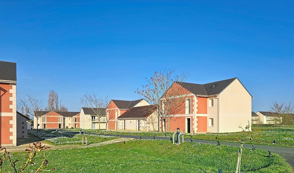 Terres de France - Domaine Val d'Amboise 1