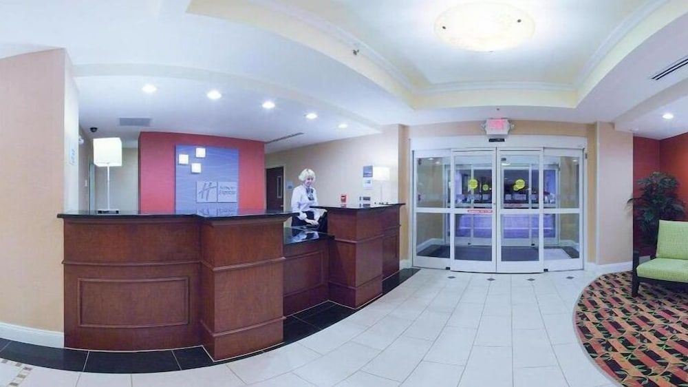 Holiday Inn Express & Suites SPARTANBURG-NORTH by IHG 2