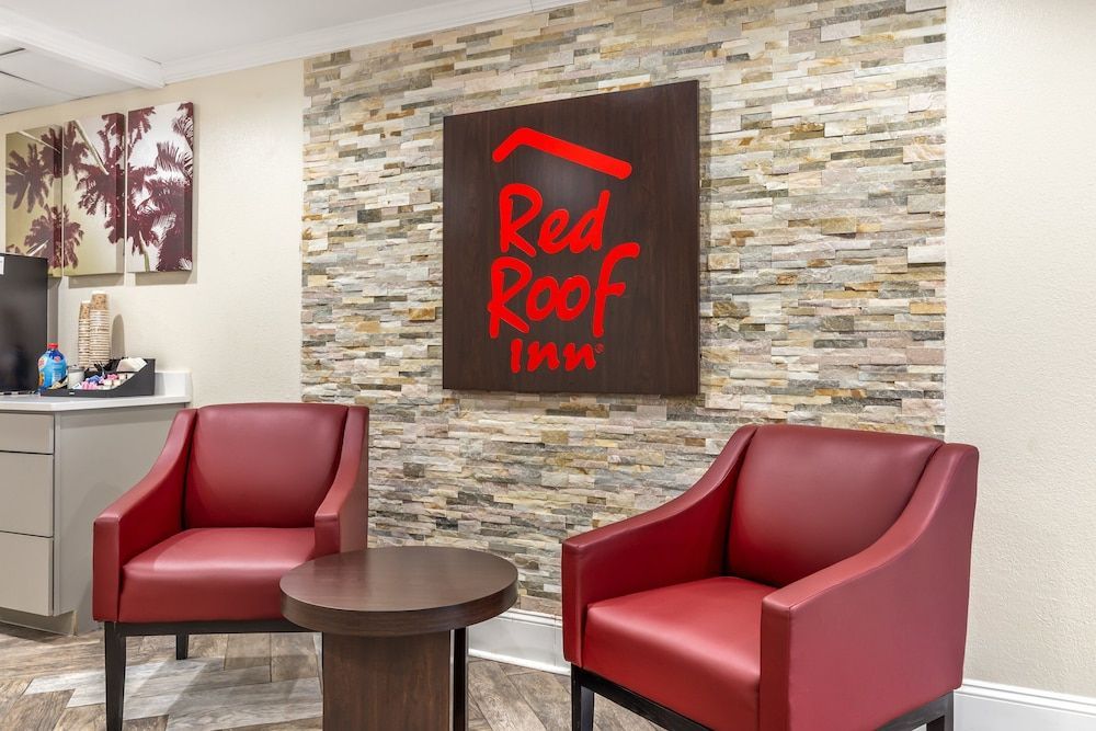 Red Roof Inn Raleigh Northeast - Downtown 2