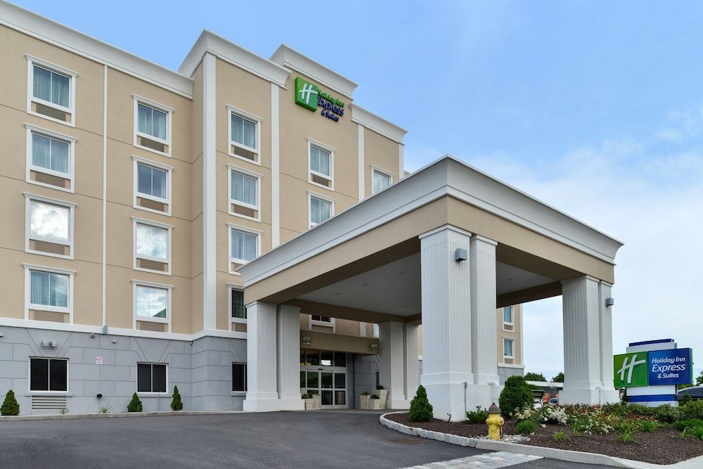 Holiday Inn Express & Suites PEEKSKILL-LOWER HUDSON VALLEY by IHG 1