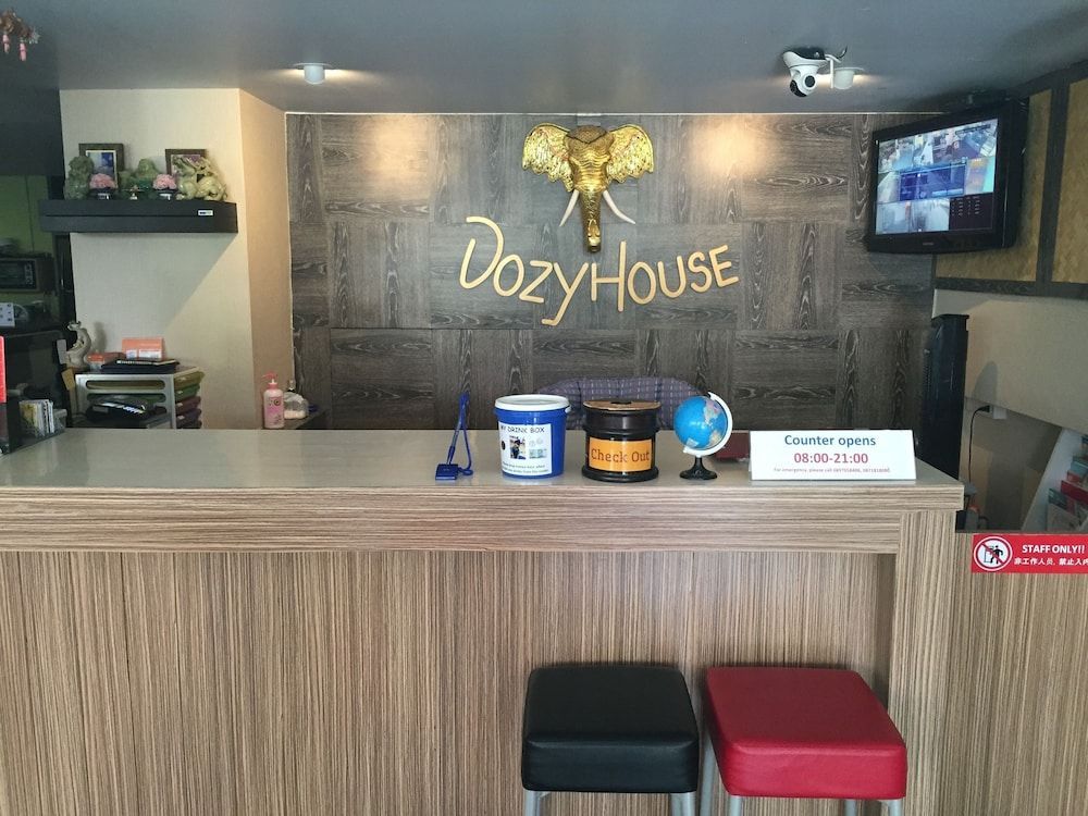 Dozy Lamoon House 1