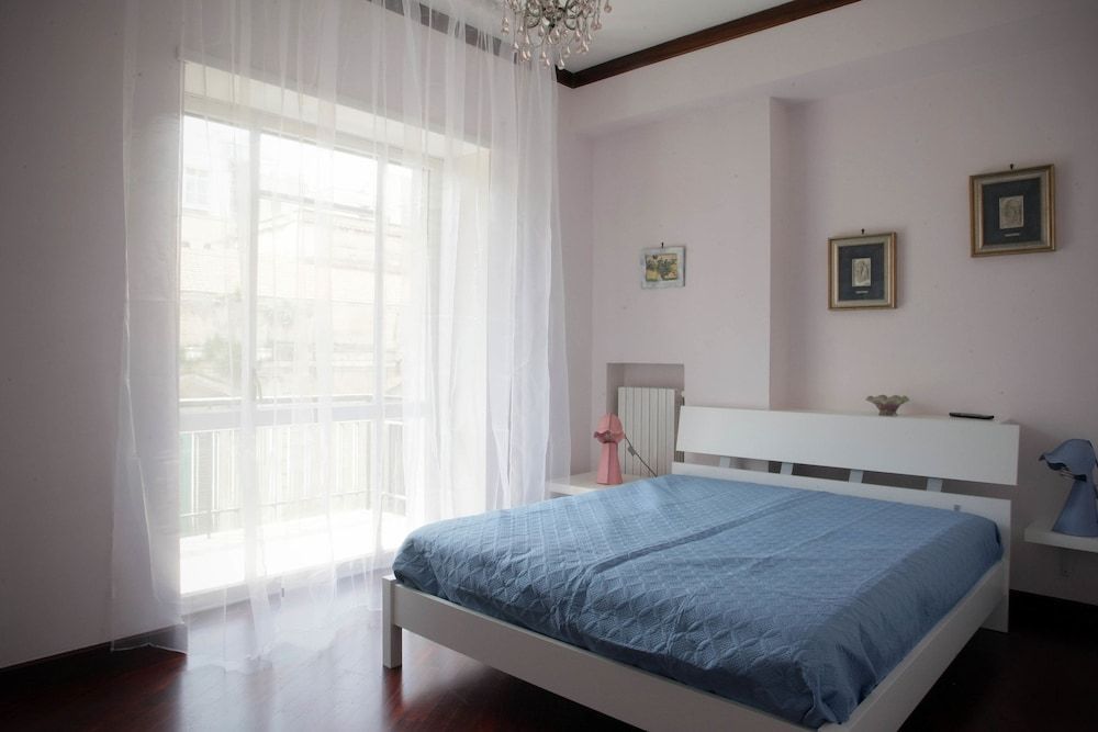 Clorinda's rooms 2