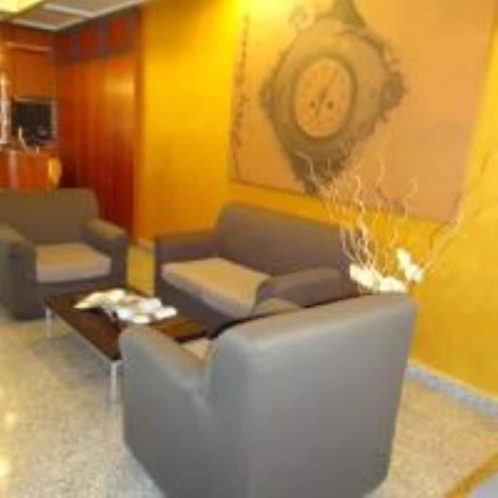 Tea Palace Hotel 2