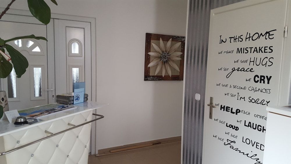 Villa Vanilla with Heated Pool 2