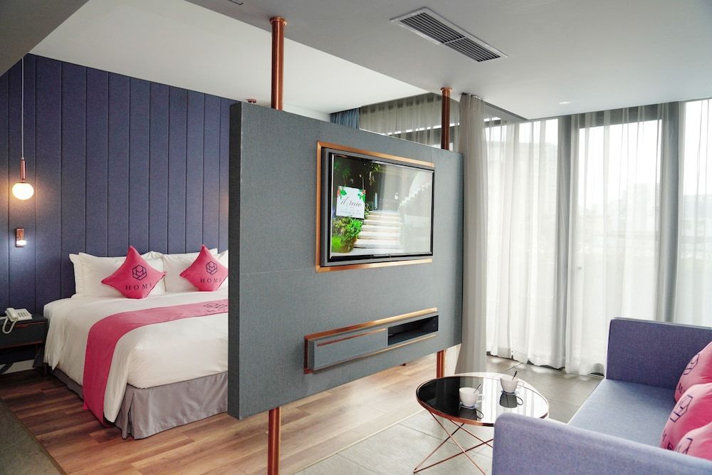 HOME Hotel 1