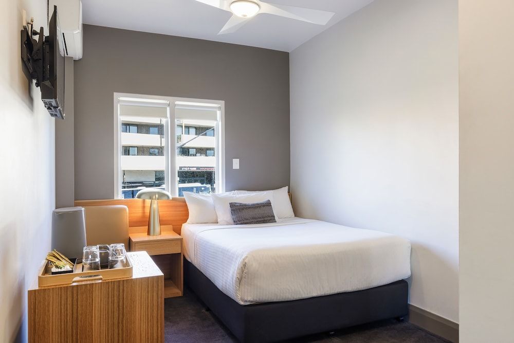 Kingsgrove Hotel 2