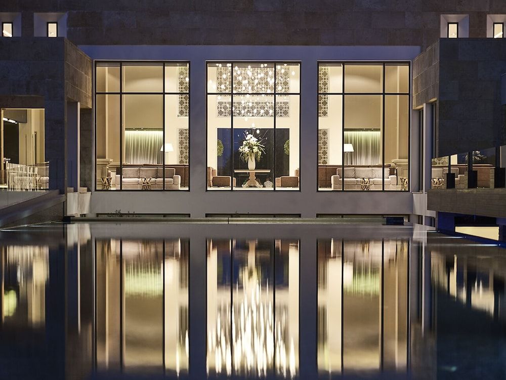 Pelagos Suites Hotel & Spa 2