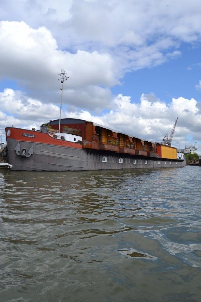 Superbe Péniche En Centre Ville 1