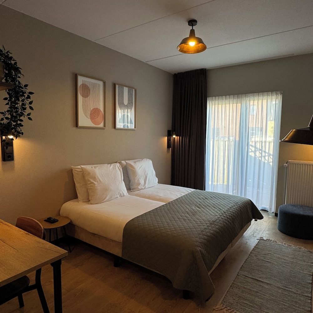 Hotel Emilia 1