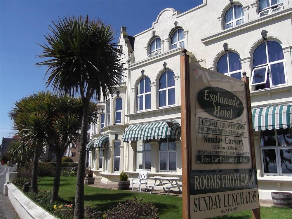Esplanade Hotel - Clacton On Sea, Beachfront Hotel by OYO 1