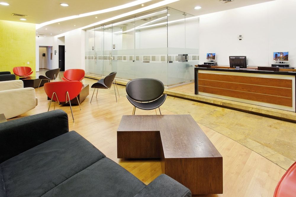 Holiday Inn Express & Suites MEDELLIN by IHG 1