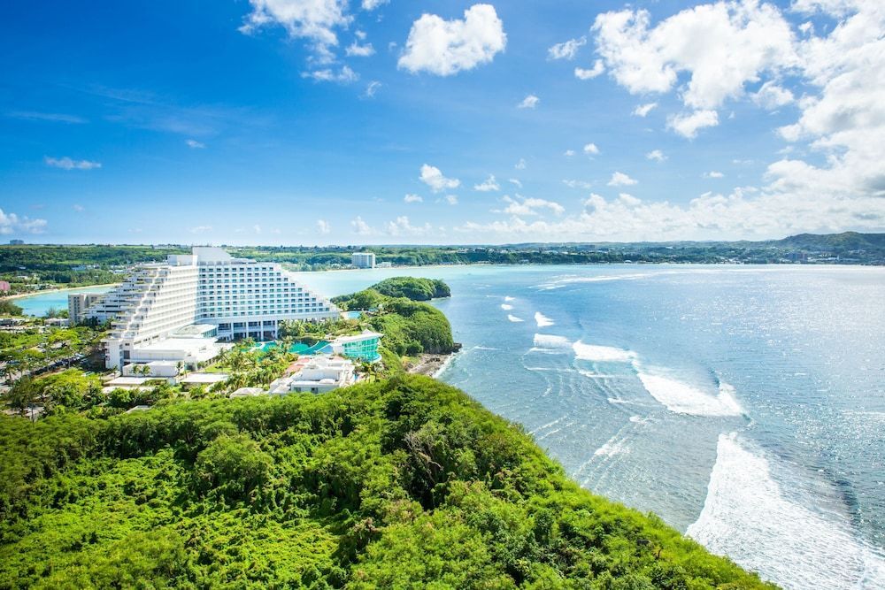 RIHGA Royal Laguna Guam Resort 1