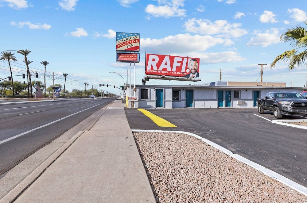 American Executive Inn Mesa 1