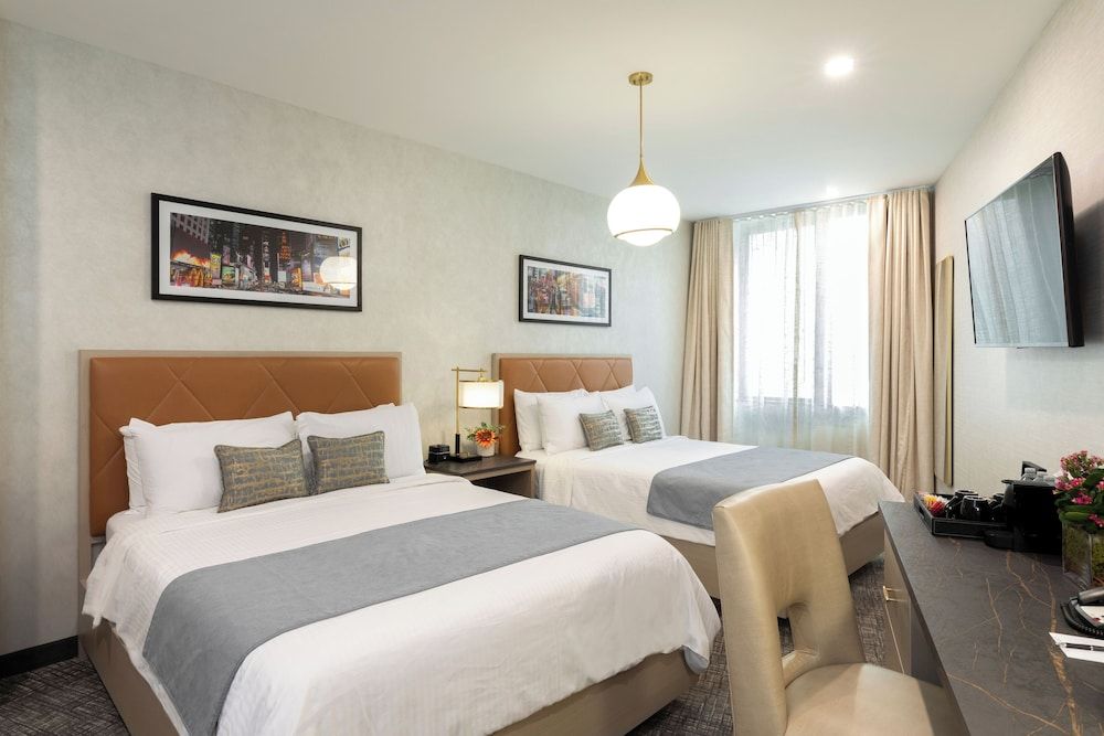 Broadway Plaza Hotel 2