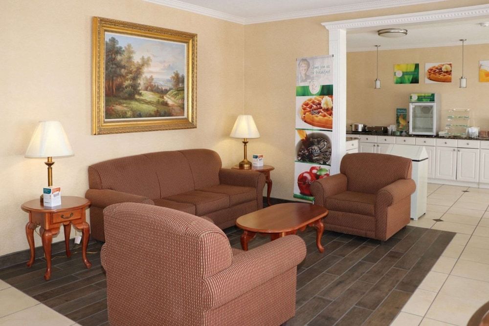Quality Inn Evansville Eastland Area 2