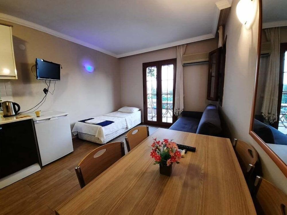 Dasis Hotel & Suites 1