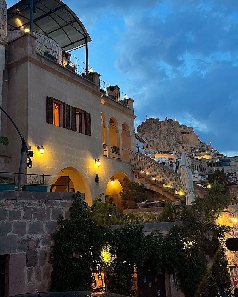 Maya Cave Hotel 1