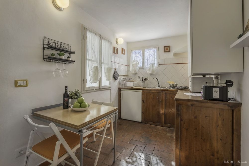 Wine Apartments Florence Prugnolo 1