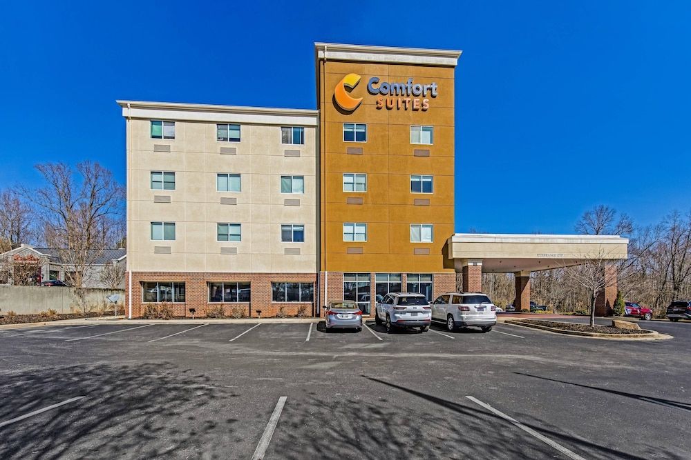 Comfort Suites Huntsville MidCity District at Research Park 1