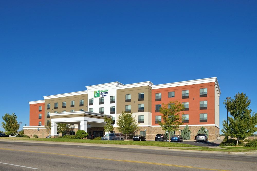 Holiday Inn Express & Suites PUEBLO NORTH by IHG 1