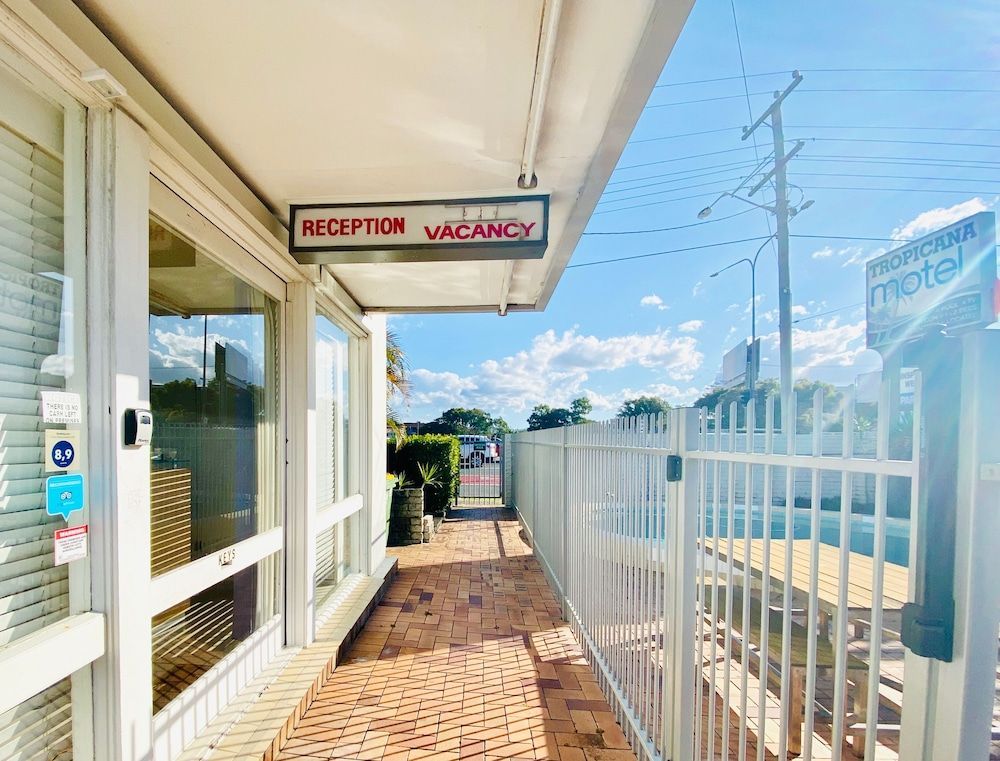 Tropicana Motel 2