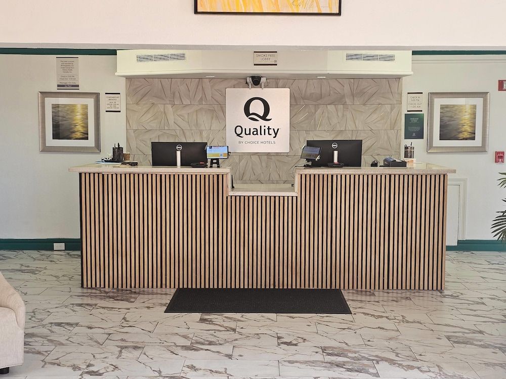 Quality Inn & Suites 2
