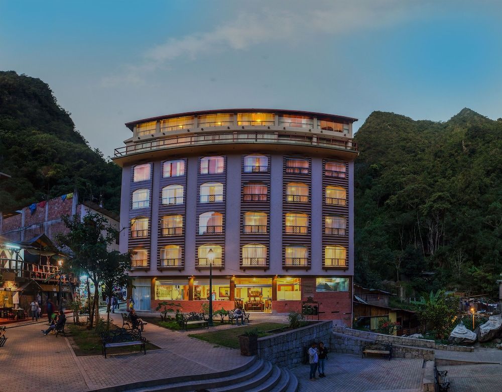 Hotel Taypikala Machupicchu 1
