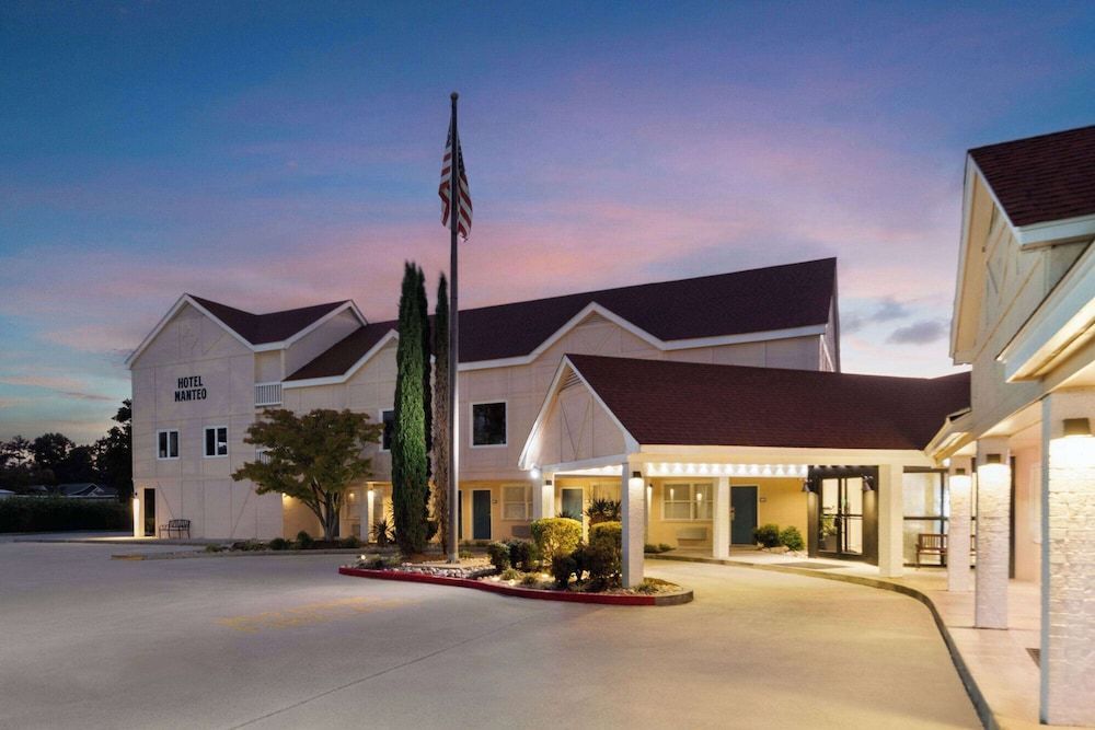 Hotel Manteo, Trademark Collection by Wyndham 1
