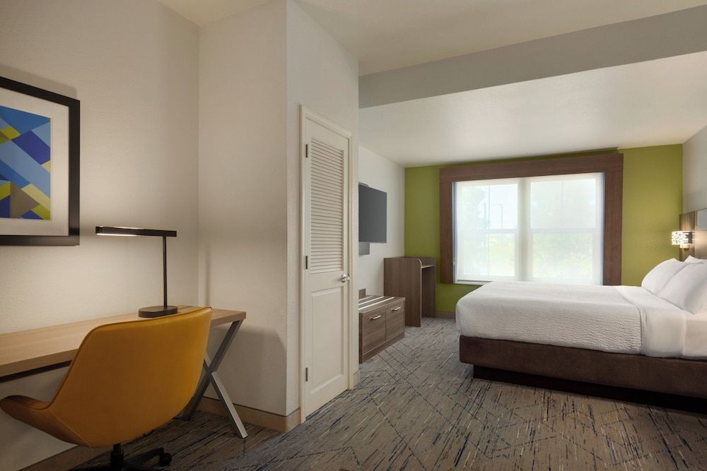 Holiday Inn Express WEST SACRAMENTO - CAPITOL AREA by IHG 2
