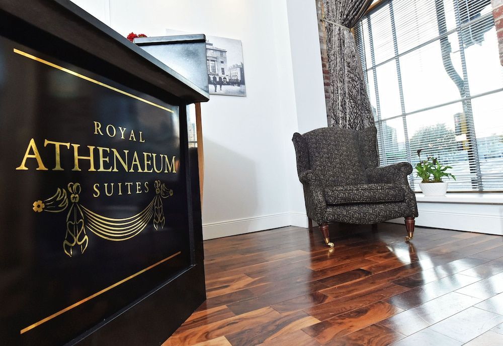 Royal Athenaeum Suites 2