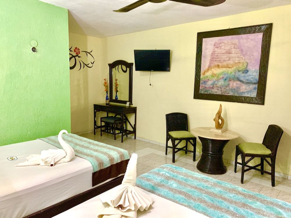 Hotel Green River 2