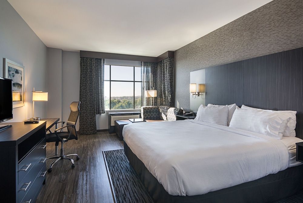 Holiday Inn & Suites SILICON VALLEY - MILPITAS by IHG 2
