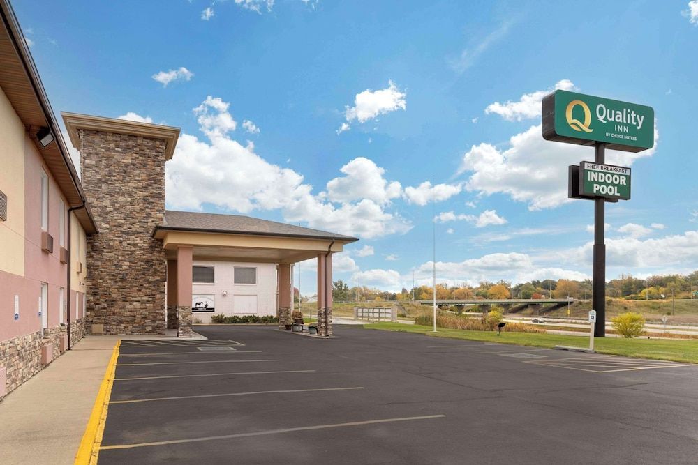 Quality Inn Newton at I-80 1