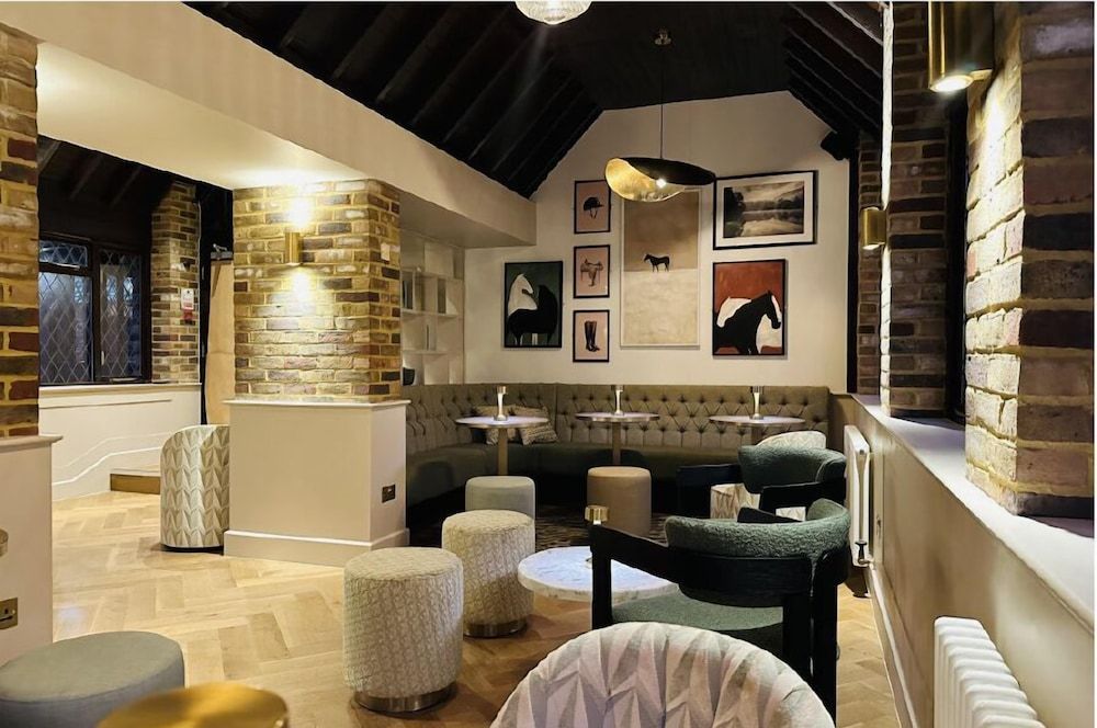 Stirrups Hotel 2