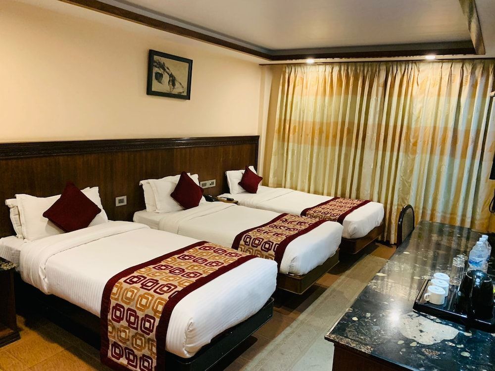 Hotel Manang 1