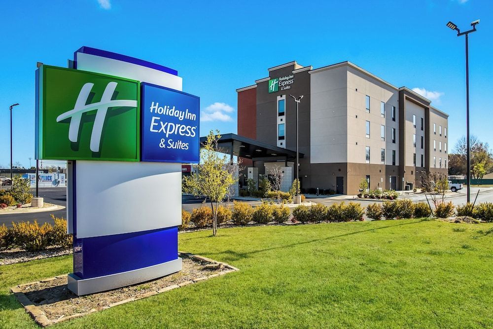 Holiday Inn Express & Suites TULSA EAST - CATOOSA by IHG 1
