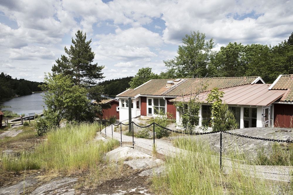 Skeviks Gård 1