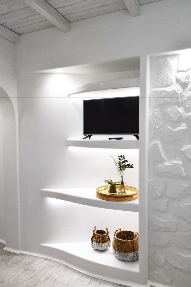 Emery Suites 2