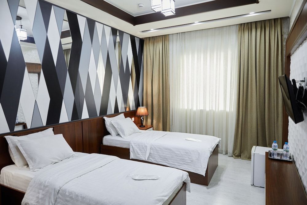 HOTEL ART PALACE 2