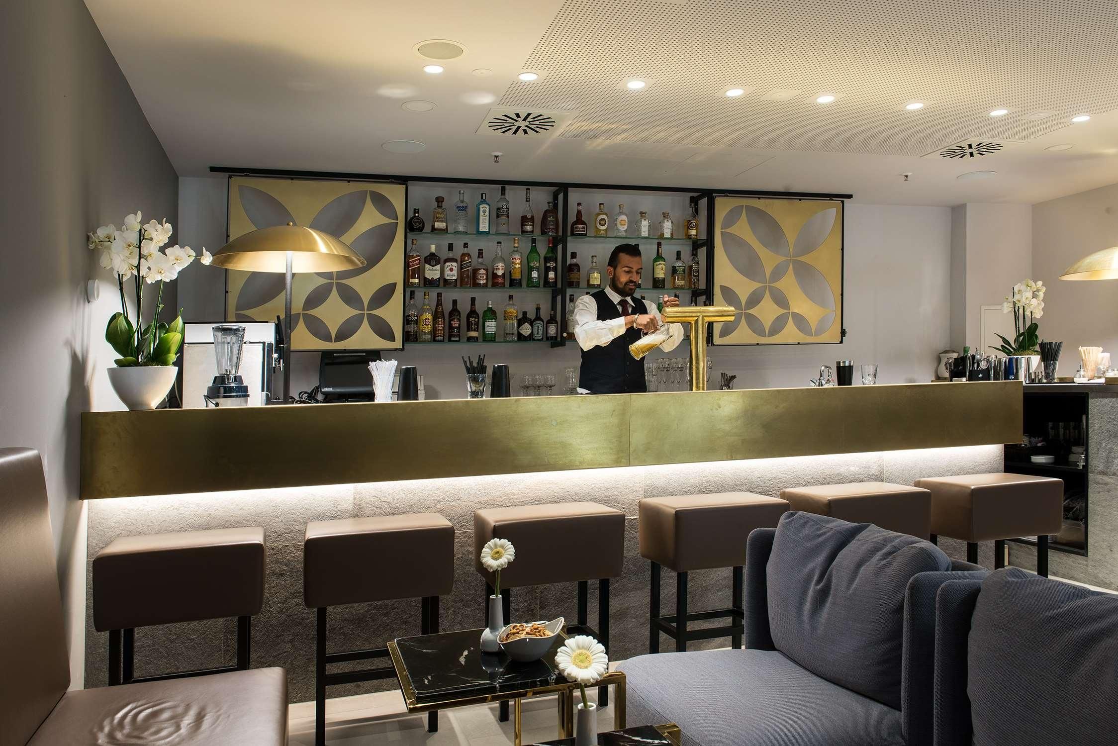Motel One Frankfurt-Hauptbahnhof 2