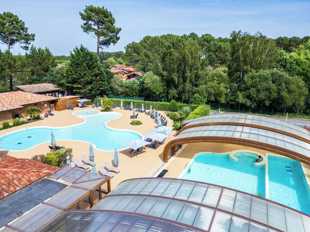 Apartment Les Cottages du Lac T2 Tradition by Interhome 1