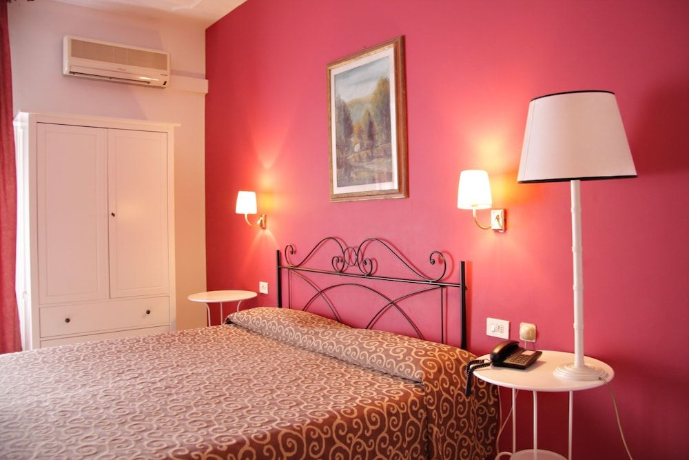 Hotel Alex 2