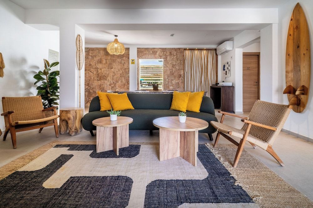 Outsite Ibiza - Work, Connect, Explore 2