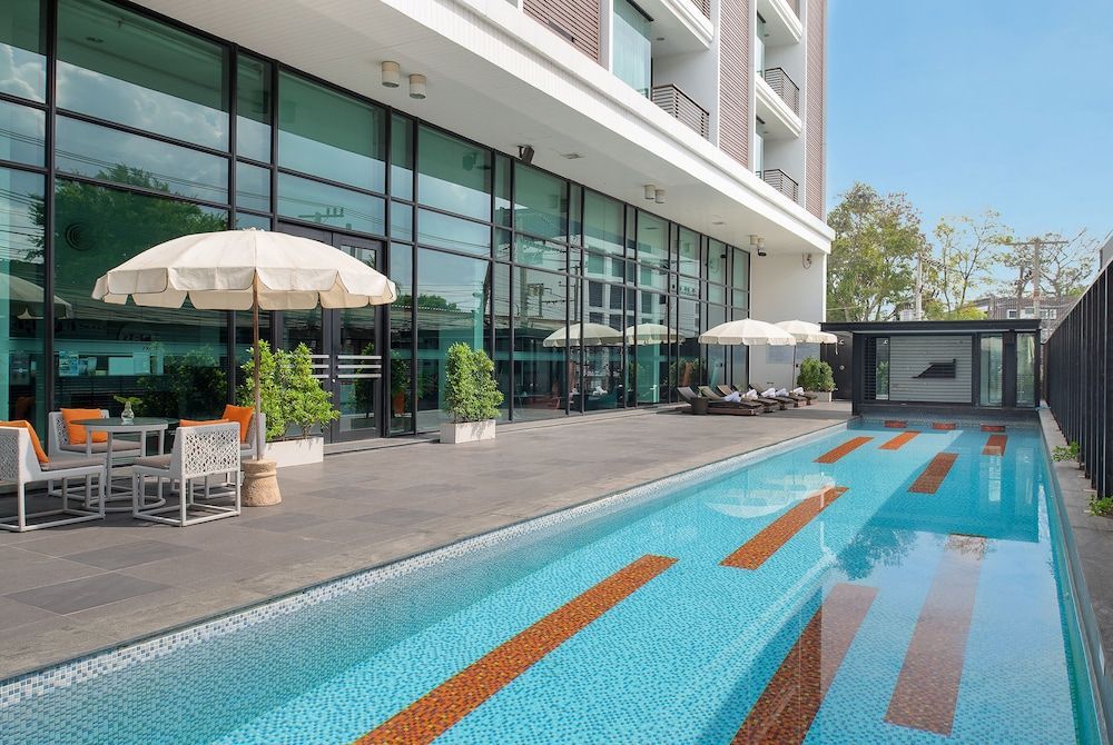 Tsix5 Hotel 1