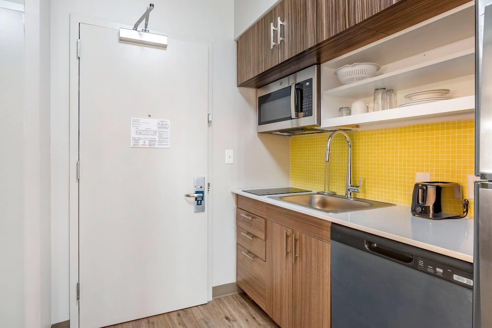 MainStay Suites Ocean City West 1