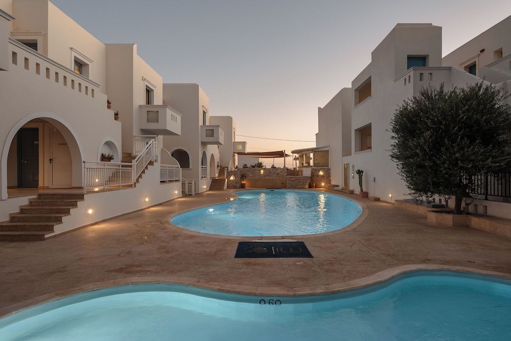 Mitos Suites 1