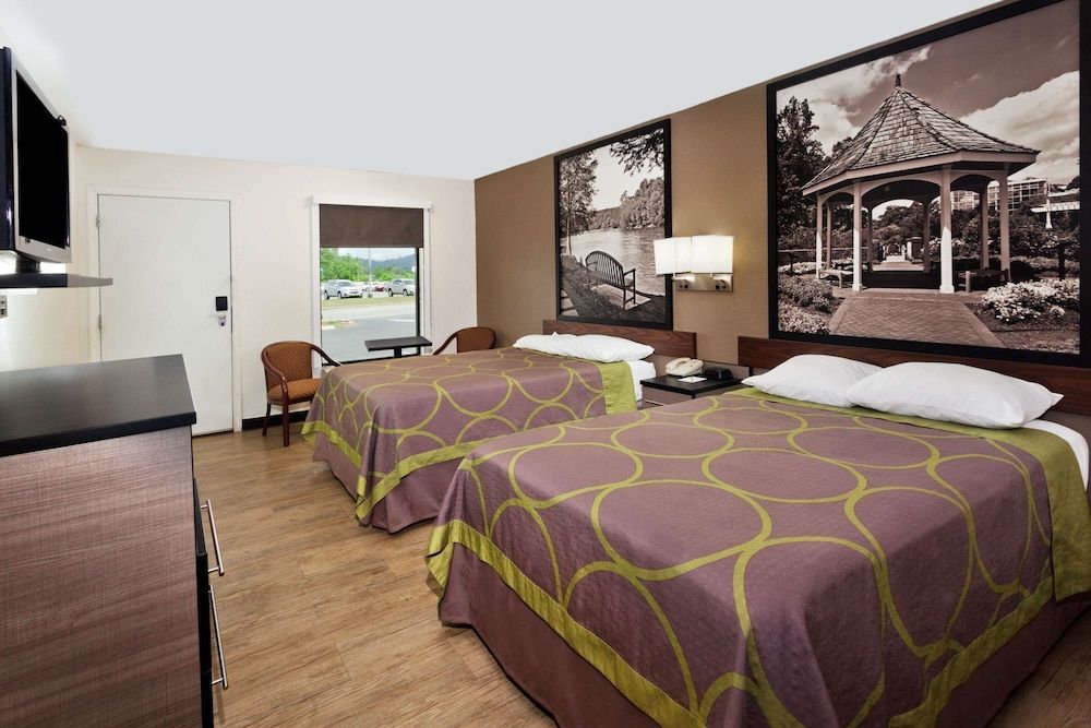 Super 8 by Wyndham Ringgold Chattanooga Area 1