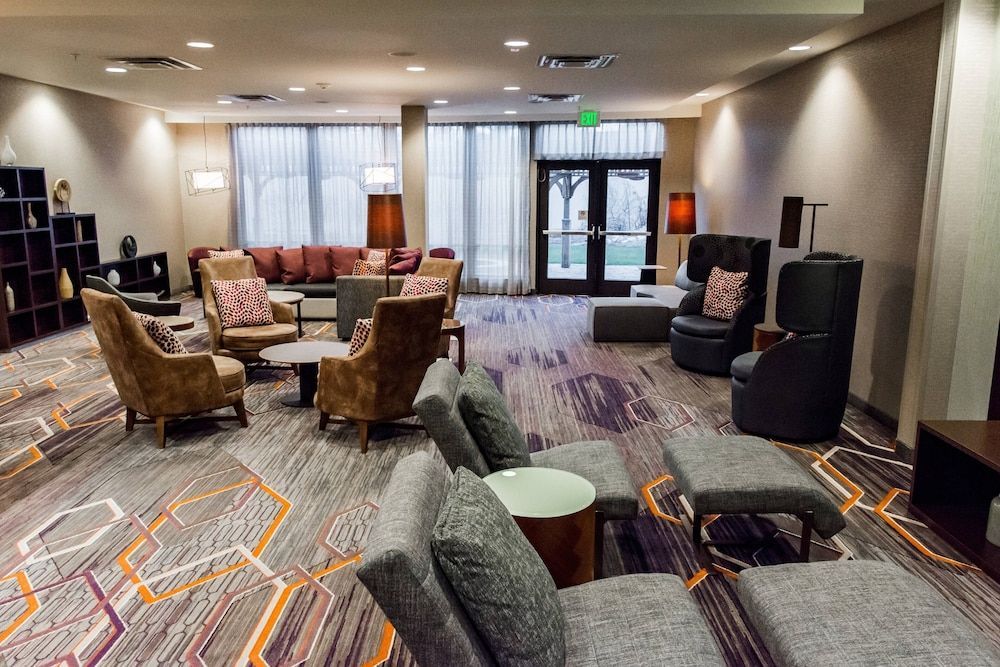 Courtyard by Marriott Lafayette 2