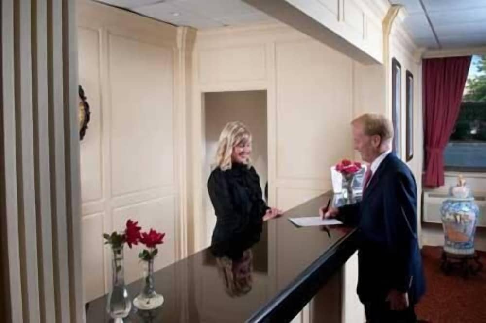 Amsterdam Hotel 2